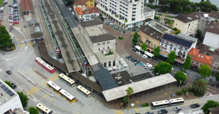 Attraversamenti pericolosi a Muralto: torna la richiesta di semafori sui passaggi pedonali