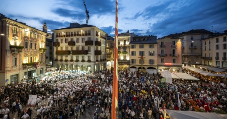 Primo agosto e fuochi d'artificio, occhio alle strade chiuse (e ai furti)