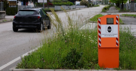 Con il nuovo decreto stop a 850 autovelox non omologati