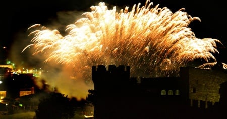 Bellinzona annulla lo spettacolo pirotecnico del 1° agosto