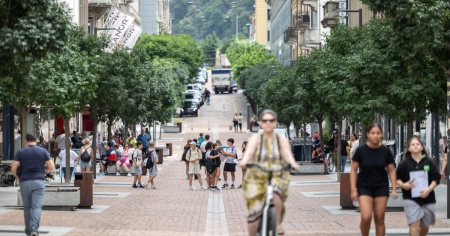 Bellinzona si veste di verde, un nuovo piano contro le sfide del clima