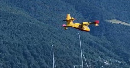 Canadair in azione: lotta alle fiamme in Valle Vigezzo