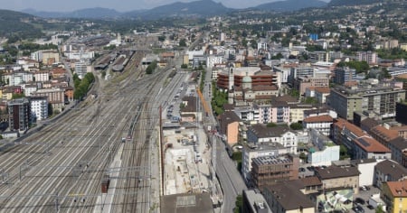 "Centro Tessile" fermo ai box: deputati chiedono chiarezza su ritardi e spese