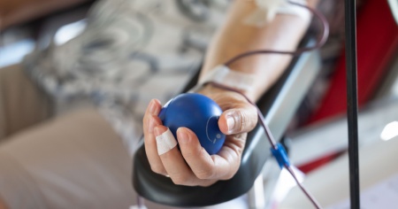 Con la canicola anche le scorte di sangue vanno in riserva