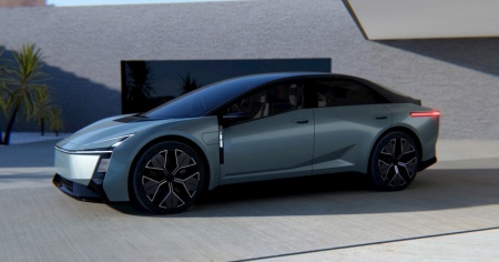 Toyota al lavoro sulla Corolla EV