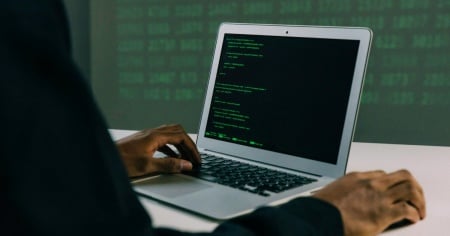 Fiduciaria piratata: dati di oltre 100mila dossier finiti nel dark web