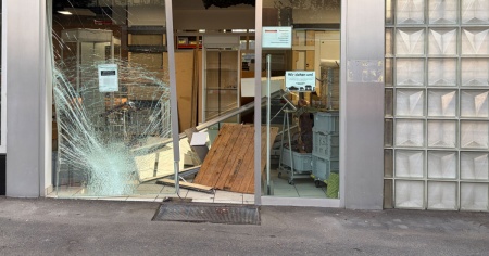 Ennesimo furto in un'armeria, ladri in fuga