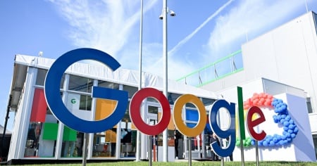 Ue, multa da 890 milioni a Google