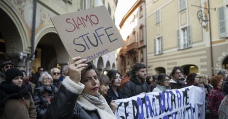In piazza «per chiedere le dimissioni immediate di Claudio Zali»