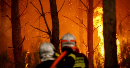 Incendi in Francia e Spagna, oltre 325'000 gli sfollati