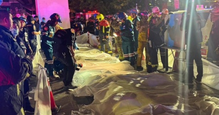 Un'incendio fa strage in un pub a Bangkok, almeno 27 morti