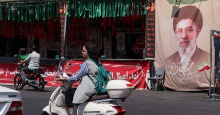 Khamenei «non è in Iran»