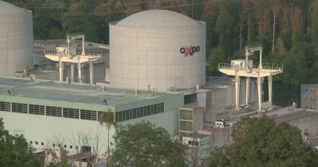 L'Aare è troppo caldo: la centrale nucleare deve ridurre la potenza