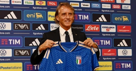 L'Italia riparte da Mancini: «Voglio farmi perdonare»