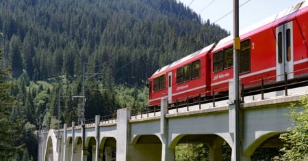 Da Livigno a S-chanf in treno: in futuro potrebbe diventare realtà