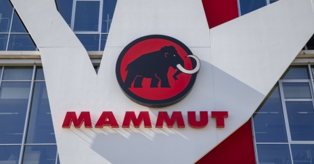 Mammut diventa cinese