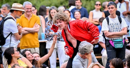 Stare a casa, questo weekend, non è un'opzione