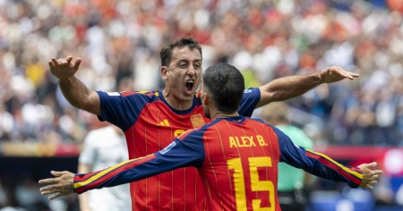 Oyarzabal trascina una Spagna di ferro
