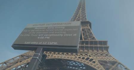 Parigi tocca i 35 gradi, chiudono in anticipo Tour Eiffel e Louvre