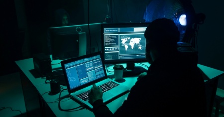 Interpol scopre una falsa sede della Polizia federale brasiliana in Africa: 82 arresti