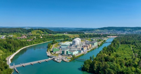 Aare più freddo: attivi i reattori a Beznau, ma a potenza ridotta