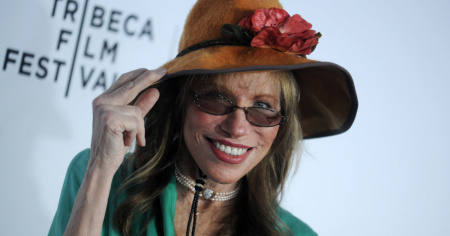 La cantante Carly Simon rivela: «Ho il Parkinson»
