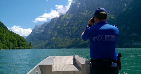 Sorpresi dal temporale mentre facevano stand-up paddle: dispersi