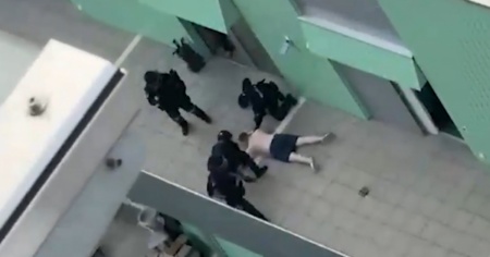Spari e assedio: 27enne armato si arrende