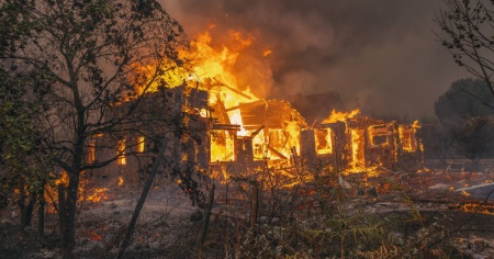 Il fumo degli incendi in Francia arriva fino in Svizzera