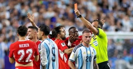 «Mai visto un arbitraggio così a senso unico»