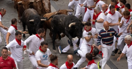 Corsa dei tori: nove feriti, ma non per le corna