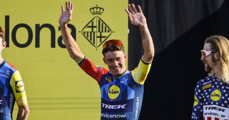 Guizzo di Pedersen, Pogacar perde la maglia gialla