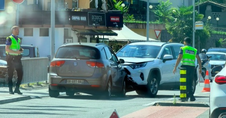 Frontale sulla cantonale. Disagi al traffico