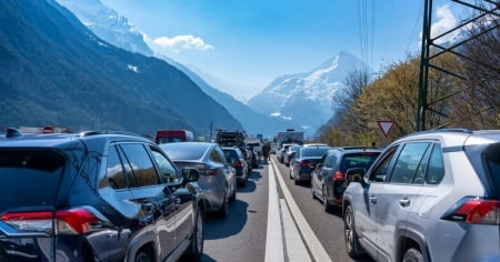 Per molti sarà una Festa nazionale al San Gottardo, in coda