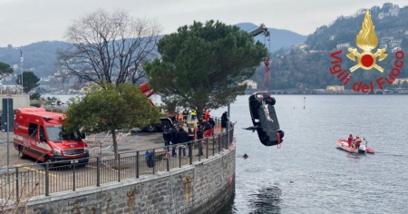 Tragedia di viale Geno a Como: auto nel lago a causa di un guasto