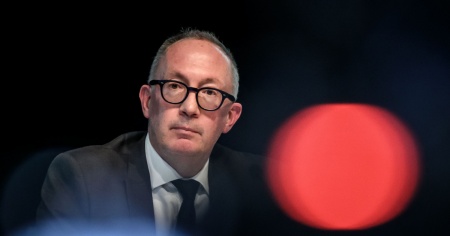 Crans-Montana, il sindaco Féraud ammette: «Mi è mancata l’umanità»