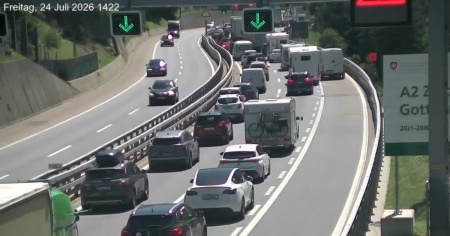 Un tranquillo venerdì di... coda sull'A2
