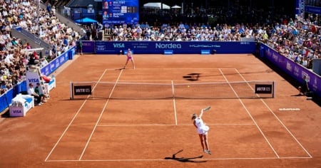 Svolta nel tennis femminile: la WTA introduce i test di genere
