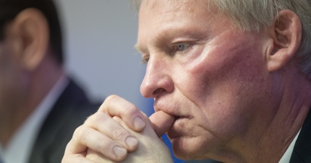 Da «uno scandalo di troppo» alla «crisi di governo»