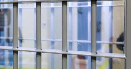 Picchiato dagli agenti in carcere: detenuto perde la vita