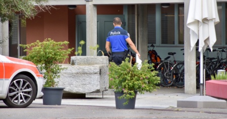Annegamento in piscina: morta una 64enne