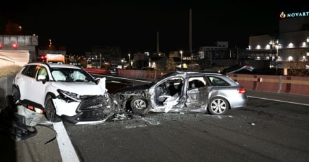 Frontale in autostrada: quattro feriti, uno è grave
