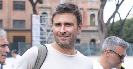 Alessandro Di Battista ricoverato a Cuba: «Le sue condizioni sono preoccupanti»