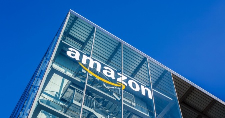 Amazon per la prima volta sopra i 3000 miliardi di capitalizzazione