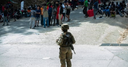 A Ceuta gli abitanti erigono barricate
