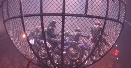 Motociclista del Circo Knie si ferisce durante uno spettacolo