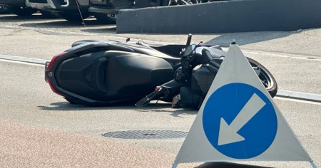 Perde il controllo dello scooter: grave un 52enne
