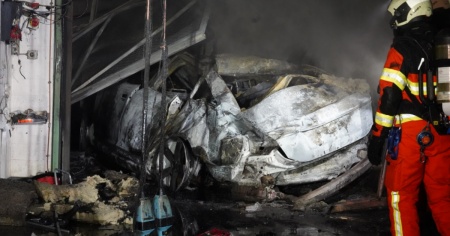 Due gravi incidenti nel giro di un'ora sull'A2: un morto e otto feriti