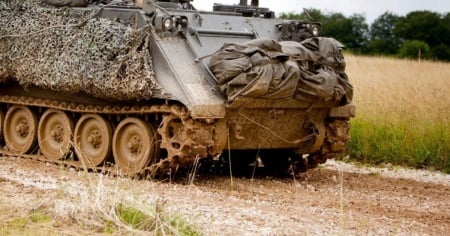 «L'aumento dell'IVA per l'esercito deve essere inferiore»