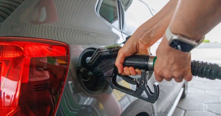 Carburanti alle stelle: superata la soglia dei 3 euro al litro sulla A22